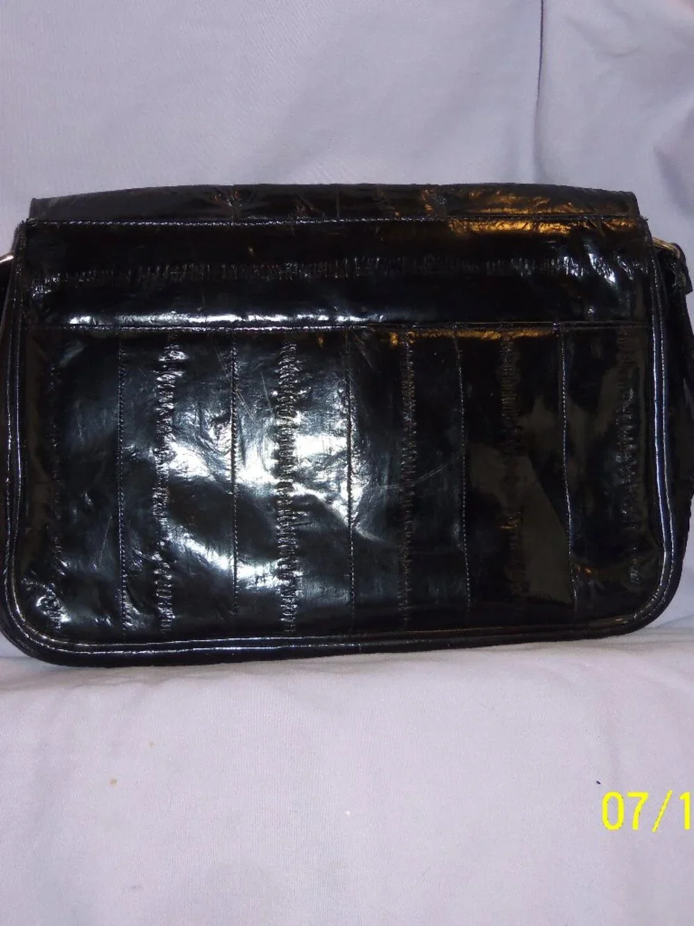 Genuine EEl Black Purse
